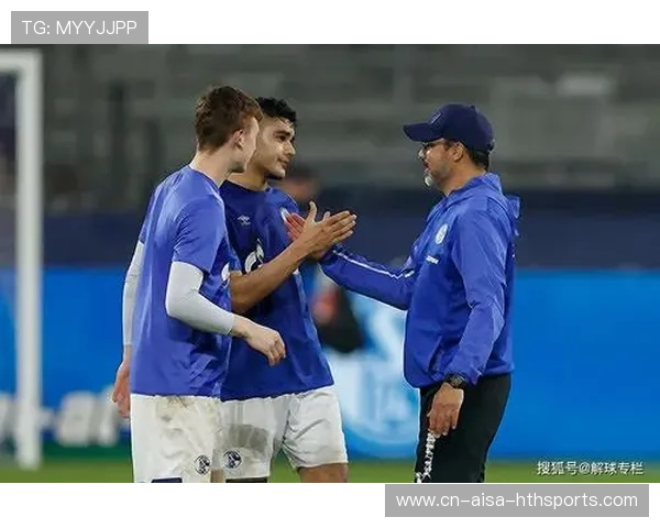 沙尔克04—诺伊维尔特摆脱后点球命中