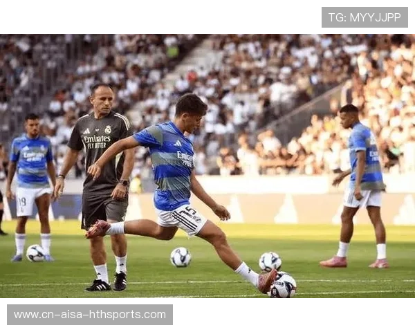 皇马拟在战术板上增加更多边路变奏以提升穿透